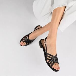 Journee Collection Cassandra Black Strappy Slingback Low Heel Sandals 8M Office